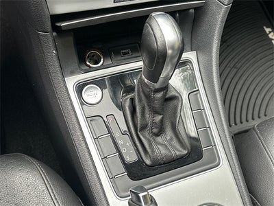 2019 Volkswagen Passat 2.0T Wolfsburg