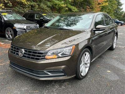 2019 Volkswagen Passat 2.0T Wolfsburg