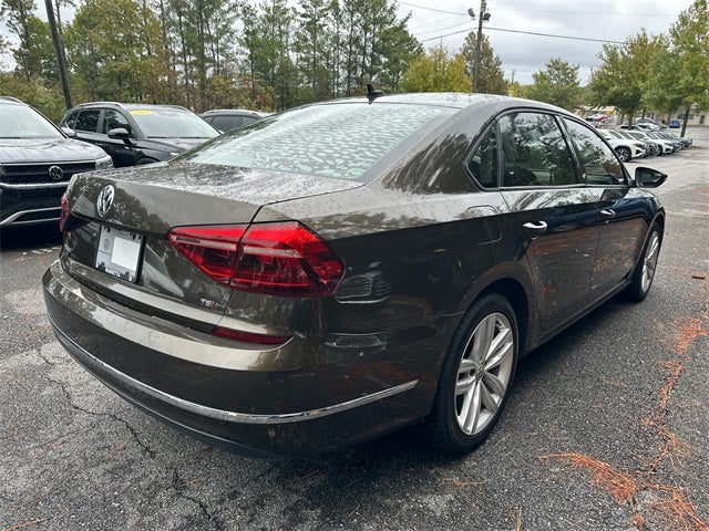 2019 Volkswagen Passat 2.0T Wolfsburg