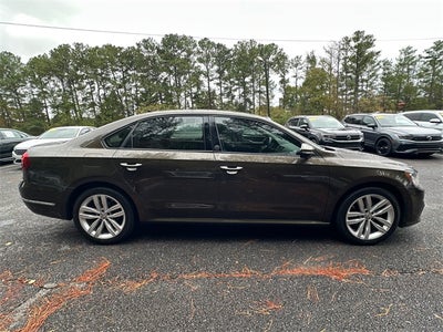 2019 Volkswagen Passat 2.0T Wolfsburg