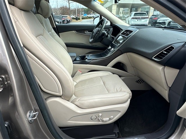 2020 Lincoln Nautilus Reserve