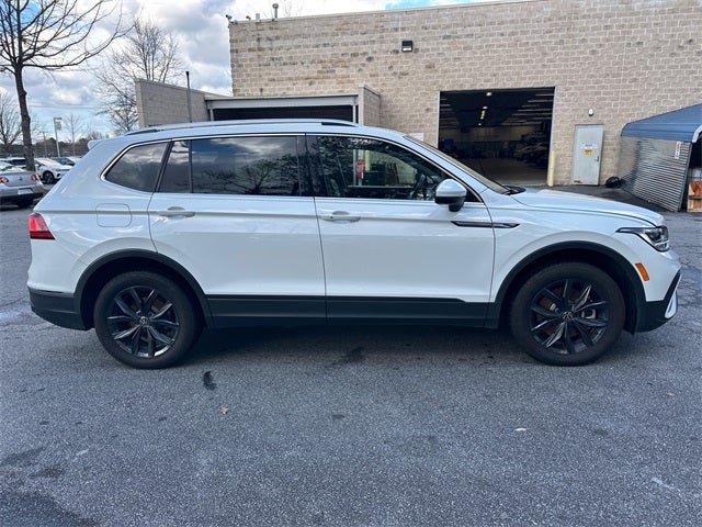 2024 Volkswagen Tiguan 2.0T SE