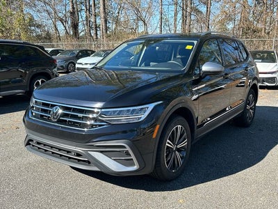 2024 Volkswagen Tiguan 2.0T SE
