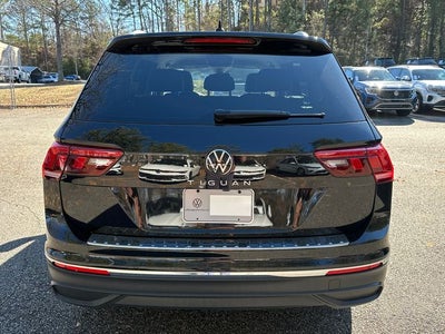 2024 Volkswagen Tiguan 2.0T SE