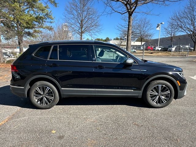 2024 Volkswagen Tiguan 2.0T SE