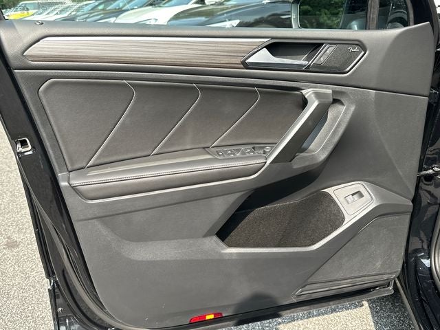 2024 Volkswagen Tiguan 2.0T SEL R-Line
