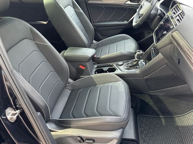 2024 Volkswagen Tiguan 2.0T SEL R-Line