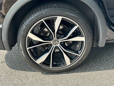 2024 Volkswagen Tiguan 2.0T SEL R-Line