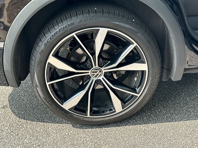 2024 Volkswagen Tiguan 2.0T SEL R-Line