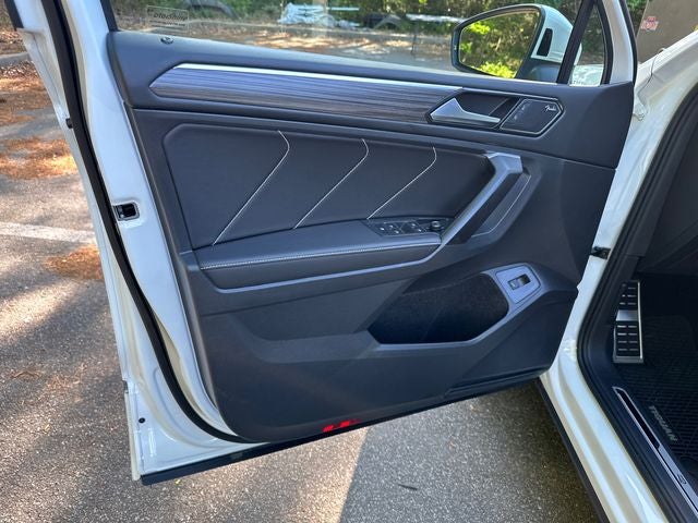 2023 Volkswagen Tiguan 2.0T SEL R-Line