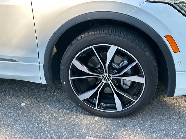 2023 Volkswagen Tiguan 2.0T SEL R-Line