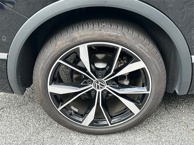 2024 Volkswagen Tiguan 2.0T SEL R-Line