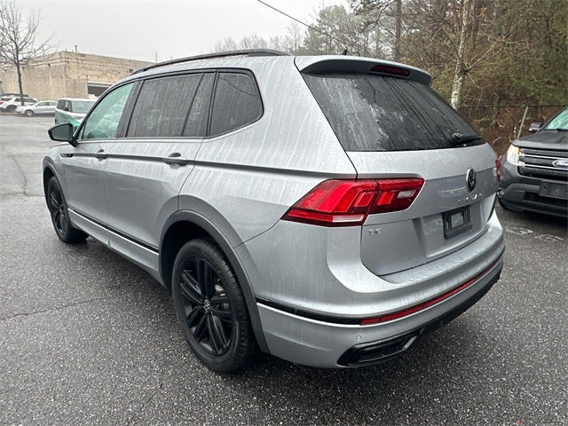 2022 Volkswagen Tiguan 2.0T SE R-Line Black