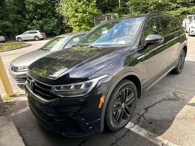 2022 Volkswagen Tiguan 2.0T SE R-Line Black