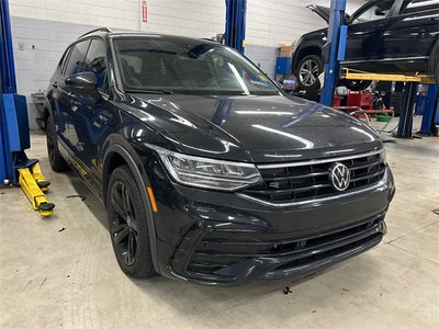 2024 Volkswagen Tiguan 2.0T SE R-Line Black