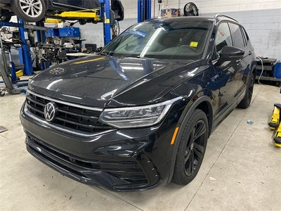 2024 Volkswagen Tiguan 2.0T SE R-Line Black
