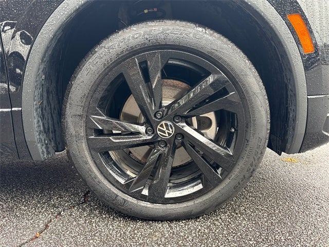 2024 Volkswagen Tiguan 2.0T SE R-Line Black