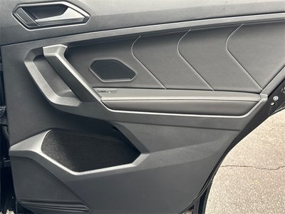 2024 Volkswagen Tiguan 2.0T SE R-Line Black