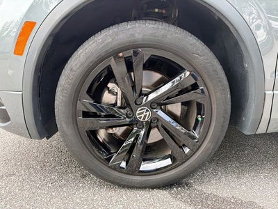 2023 Volkswagen Tiguan 2.0T SE R-Line Black