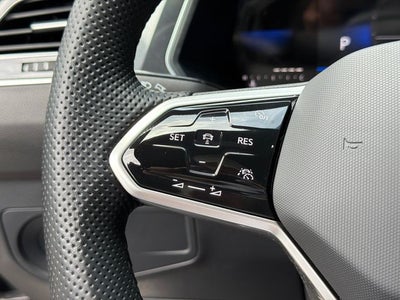 2023 Volkswagen Tiguan 2.0T SE R-Line Black