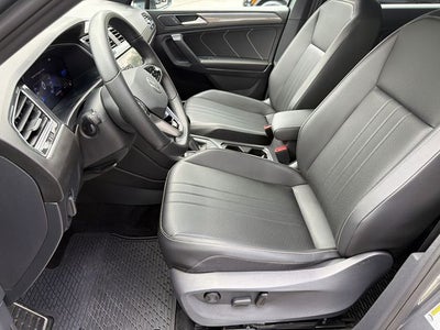 2023 Volkswagen Tiguan 2.0T SE R-Line Black