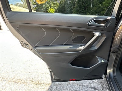 2024 Volkswagen Tiguan 2.0T SE R-Line Black