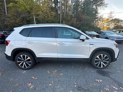 2024 Volkswagen Taos 1.5T SE