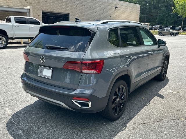 2024 Volkswagen Taos 1.5T SE