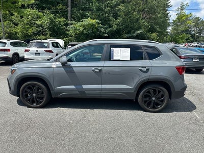 2024 Volkswagen Taos 1.5T SE