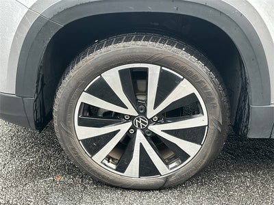 2024 Volkswagen Taos 1.5T SE