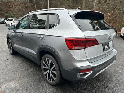 2024 Volkswagen Taos 1.5T SE