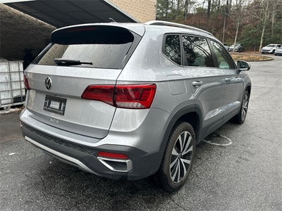 2024 Volkswagen Taos 1.5T SE