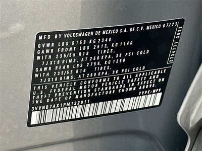 2023 Volkswagen Tiguan 2.0T SE