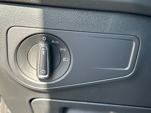 2024 Volkswagen Tiguan Base