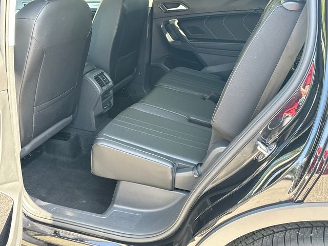 2024 Volkswagen Tiguan Base