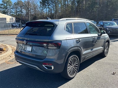 2025 Volkswagen Taos 1.5T SE