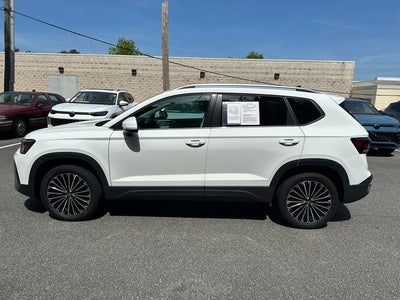 2025 Volkswagen Taos 1.5T SE