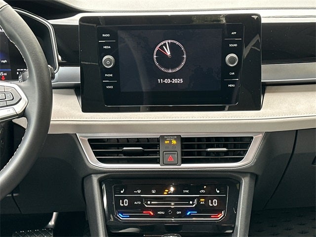 2025 Volkswagen Taos 1.5T SE