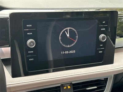 2025 Volkswagen Taos 1.5T SE