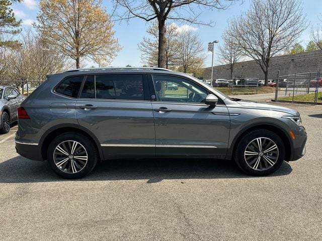 2024 Volkswagen Tiguan 2.0T Wolfsburg Edition