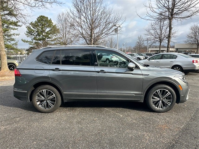 2024 Volkswagen Tiguan 2.0T Wolfsburg Edition