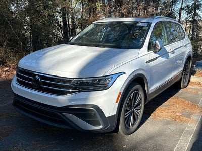 2024 Volkswagen Tiguan 2.0T Wolfsburg Edition