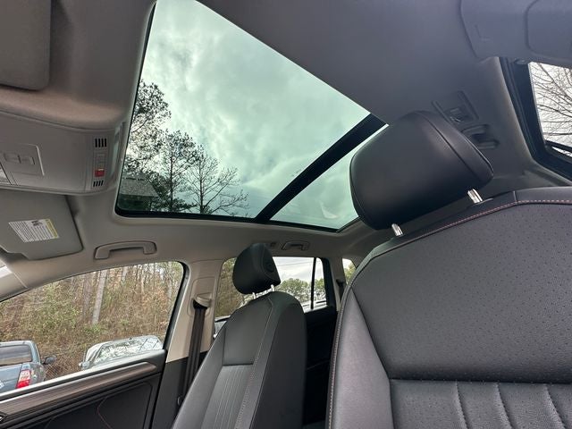 2024 Volkswagen Tiguan 2.0T Wolfsburg Edition