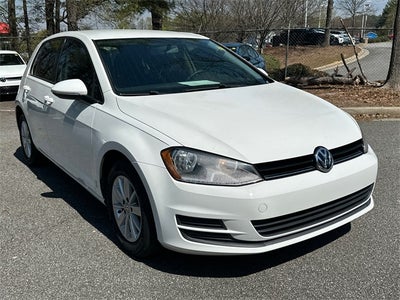 2017 Volkswagen Golf TSI S 4-Door