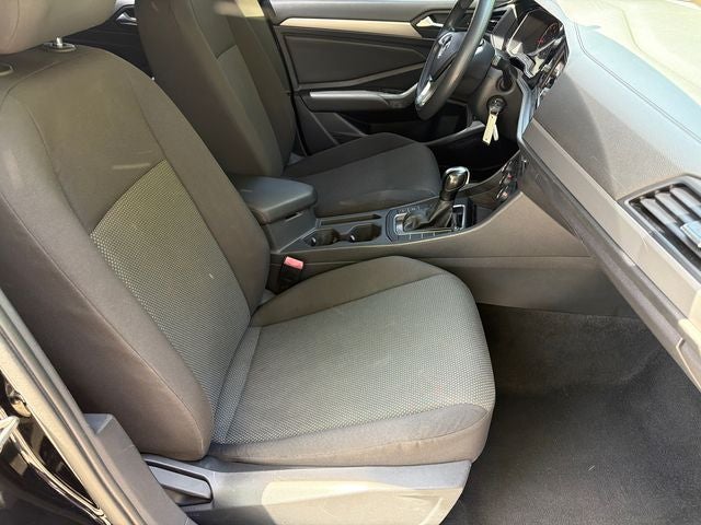 2019 Volkswagen Jetta Base