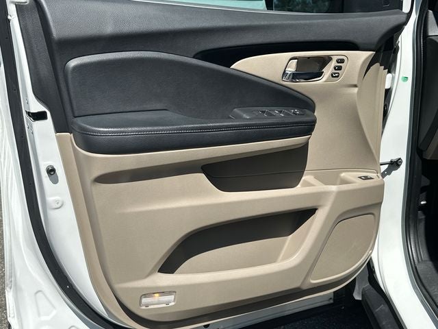 2021 Honda Pilot Touring 7 Passenger