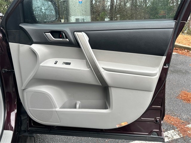 2013 Toyota Highlander Base Plus V6