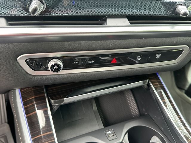 2025 BMW X5 xDrive50e
