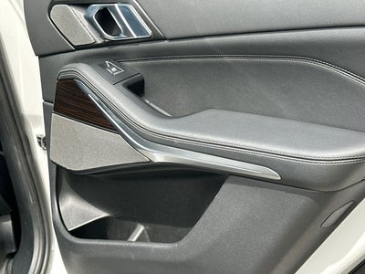 2025 BMW X5 xDrive50e