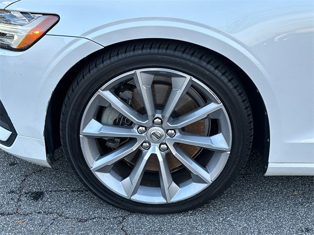 2021 Volvo S60 T6 Momentum